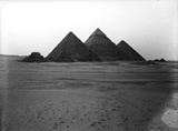 General view: Site: Giza; View: G III-a, G III-b, G III-c, Menkaure pyramid, Khafre pyramid, Khufu pyramid